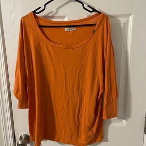 Women’s 3/4 sleeve top